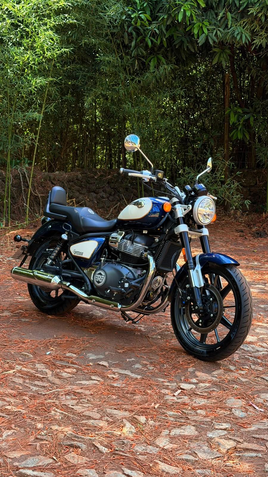 Royal Enfield Super Meteor 650 Celestial