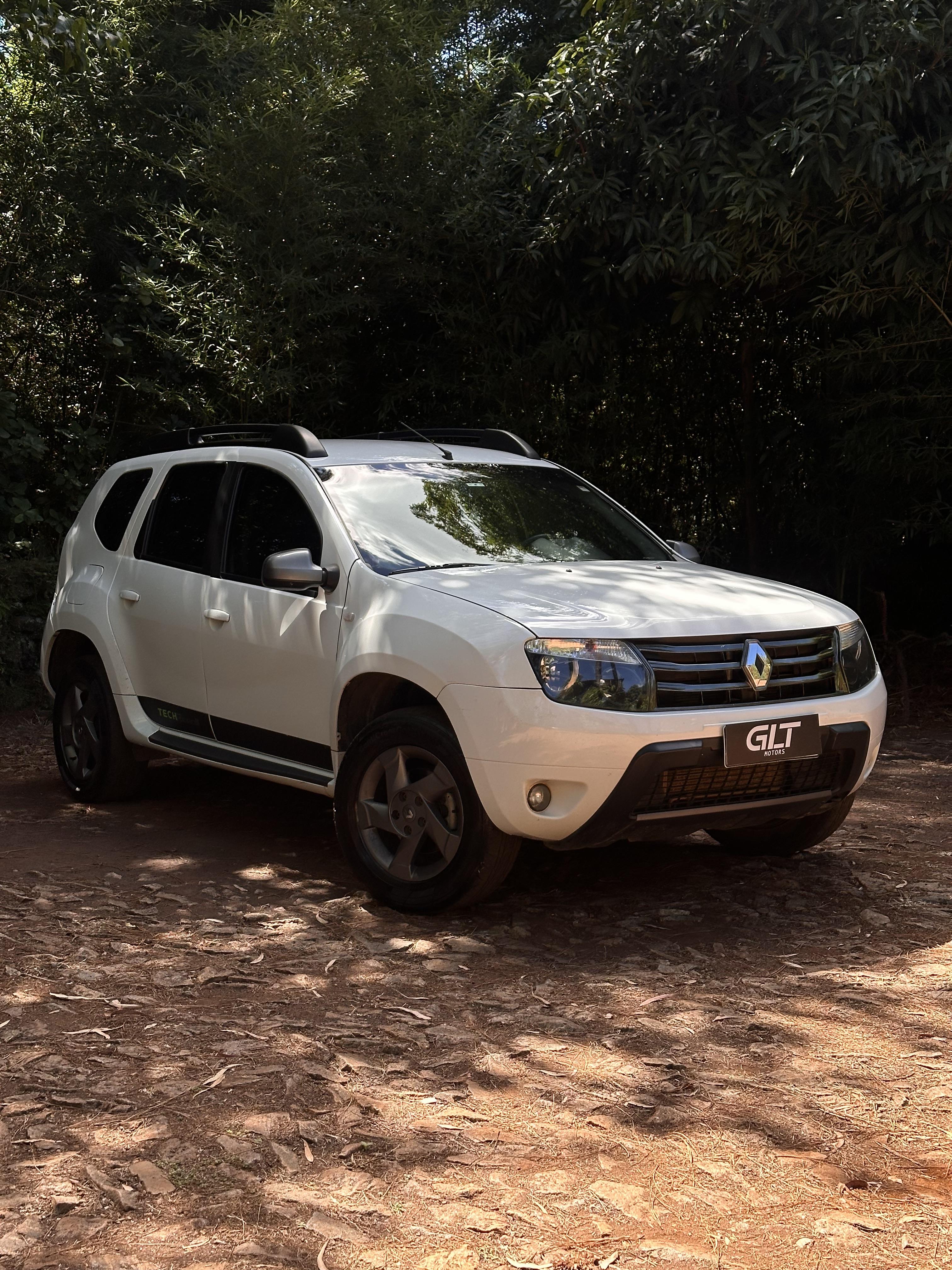 RENAULT DUSTER Tech Road