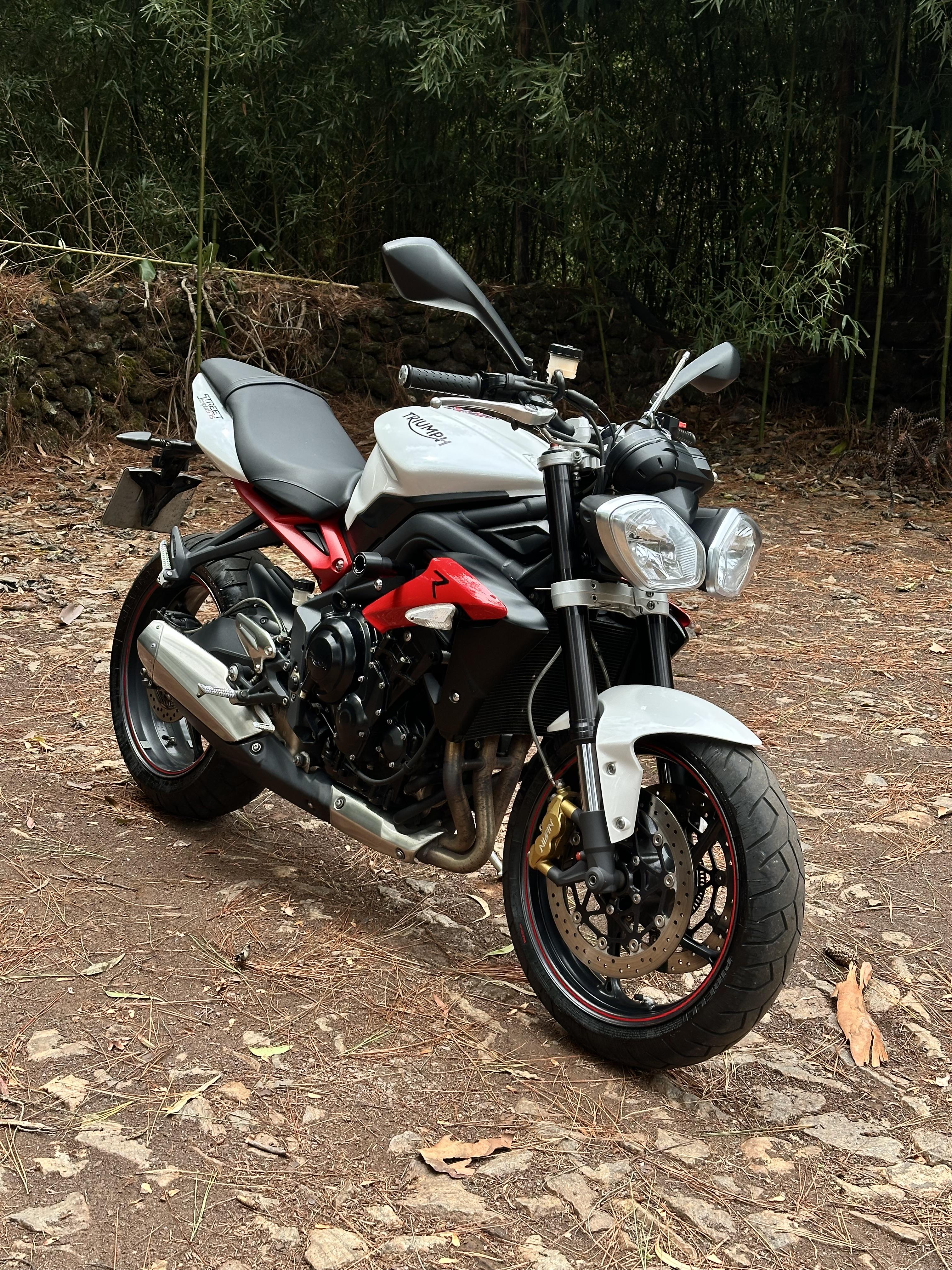 Triumph Street Triple R